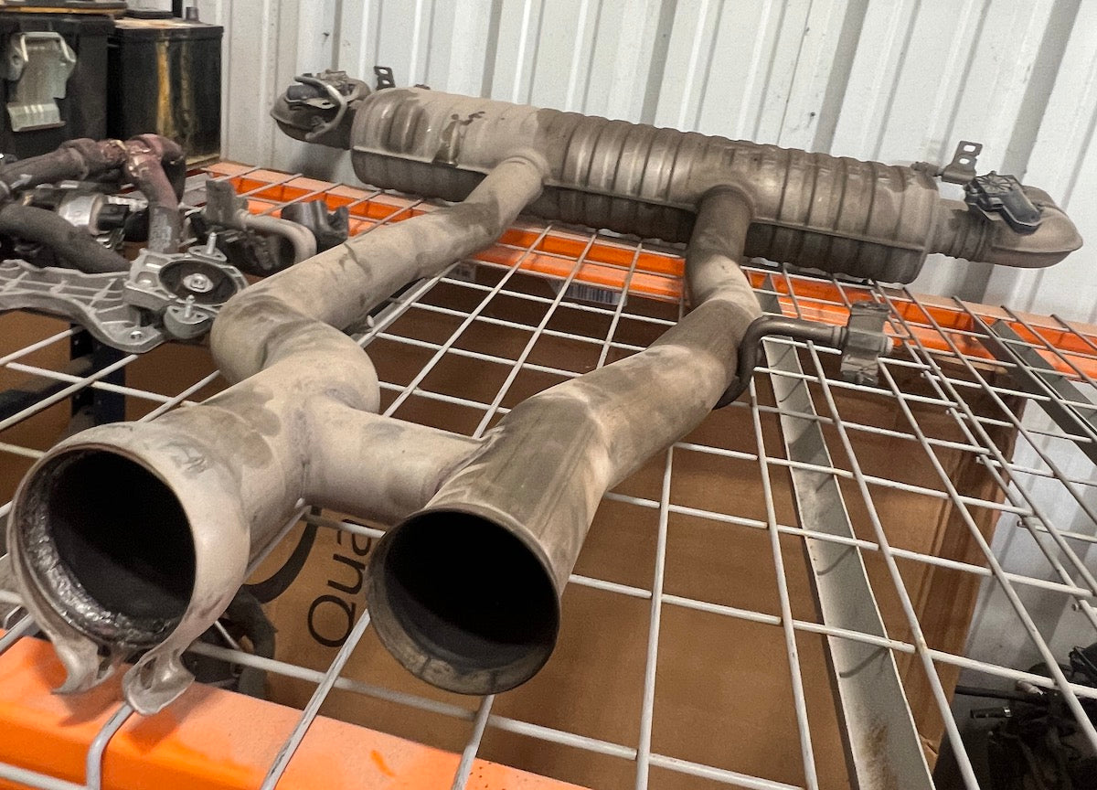 18-21 Mercedes GLC63 X253 2018 Rear Exhaust Muffler Resonator Pipe 253-490-90-01