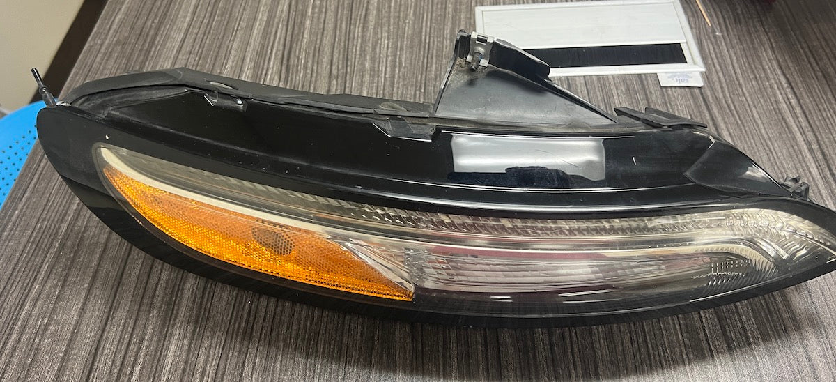 2014 2015 2016 2017 2018 JEEP CHEROKEE FRONT RIGHT PASSENGER SIDE HEADLIGHT OEM 68321886AC